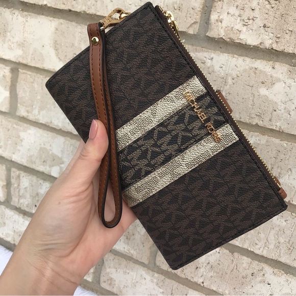 Nwt! Michael Kors Wallet - Picture 2 of 7